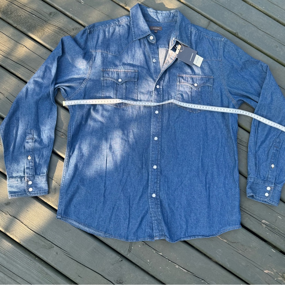 Denver Hayes Jean shirt